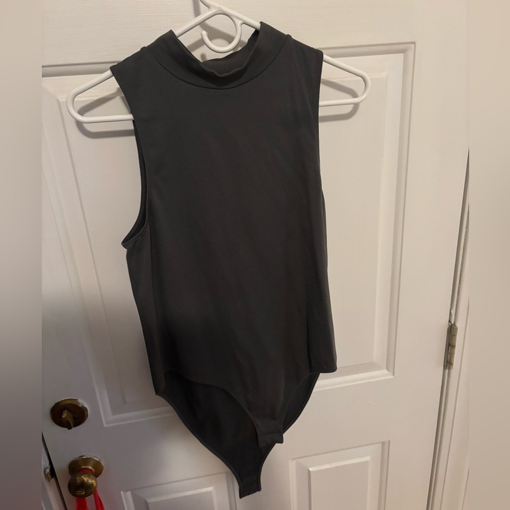 Classic Mock Neck Sleeveless Bodysuit - Grey